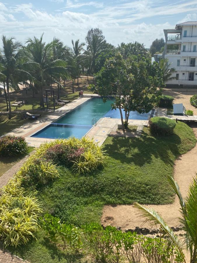 Appartement Luxury Penthouse, Nilaveli à Trincomalee Extérieur photo