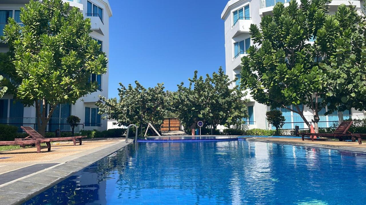Appartement Luxury Penthouse, Nilaveli à Trincomalee Extérieur photo